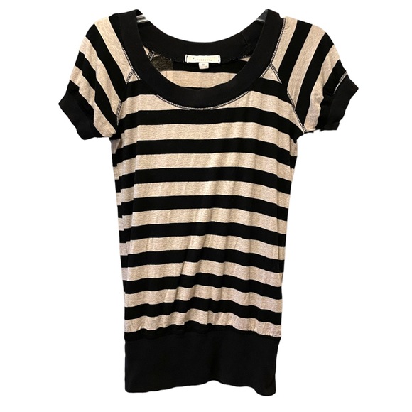 Twentyone cream and black stripe short sleeve shirt. Size M - Picture 1 of 8